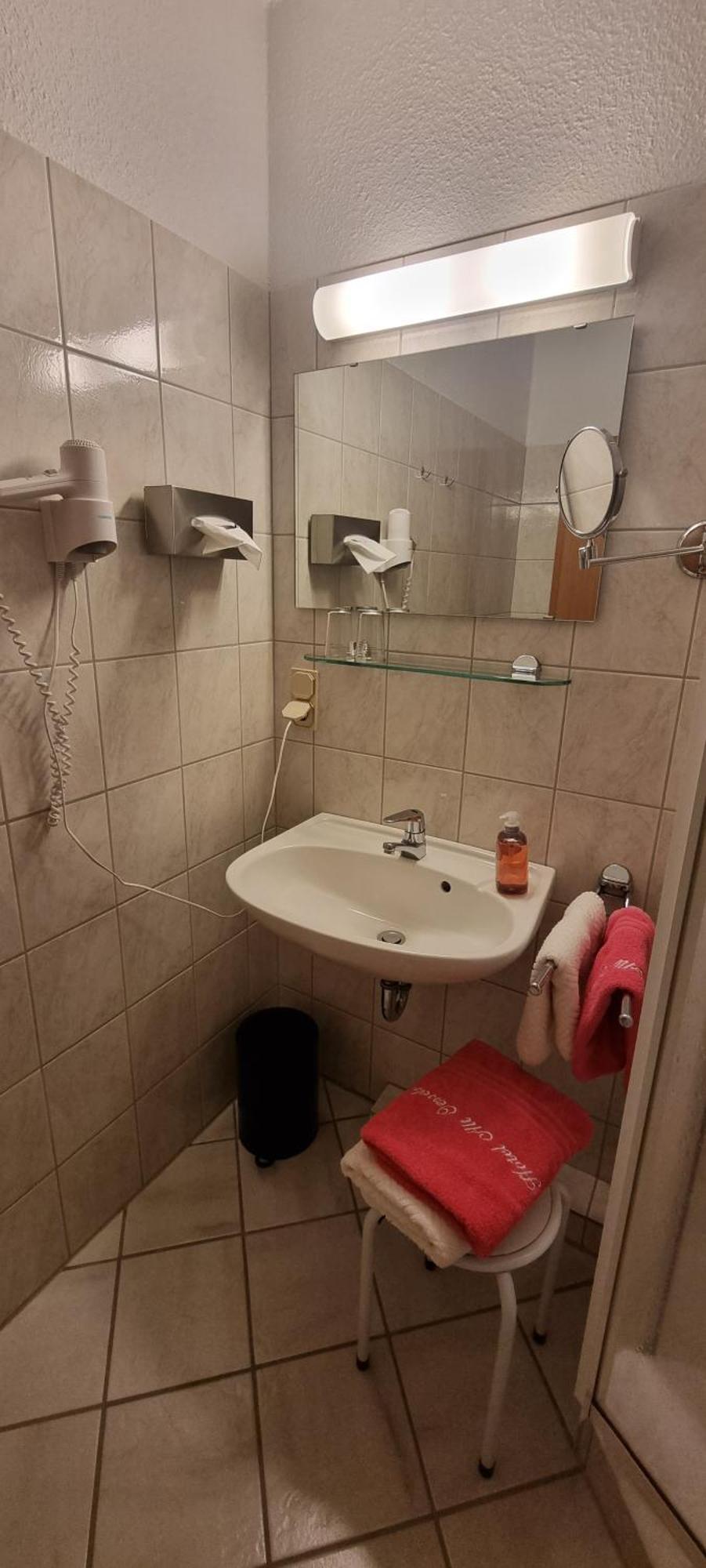 Hotel Alt Oesselse Sarstedt Quarto foto
