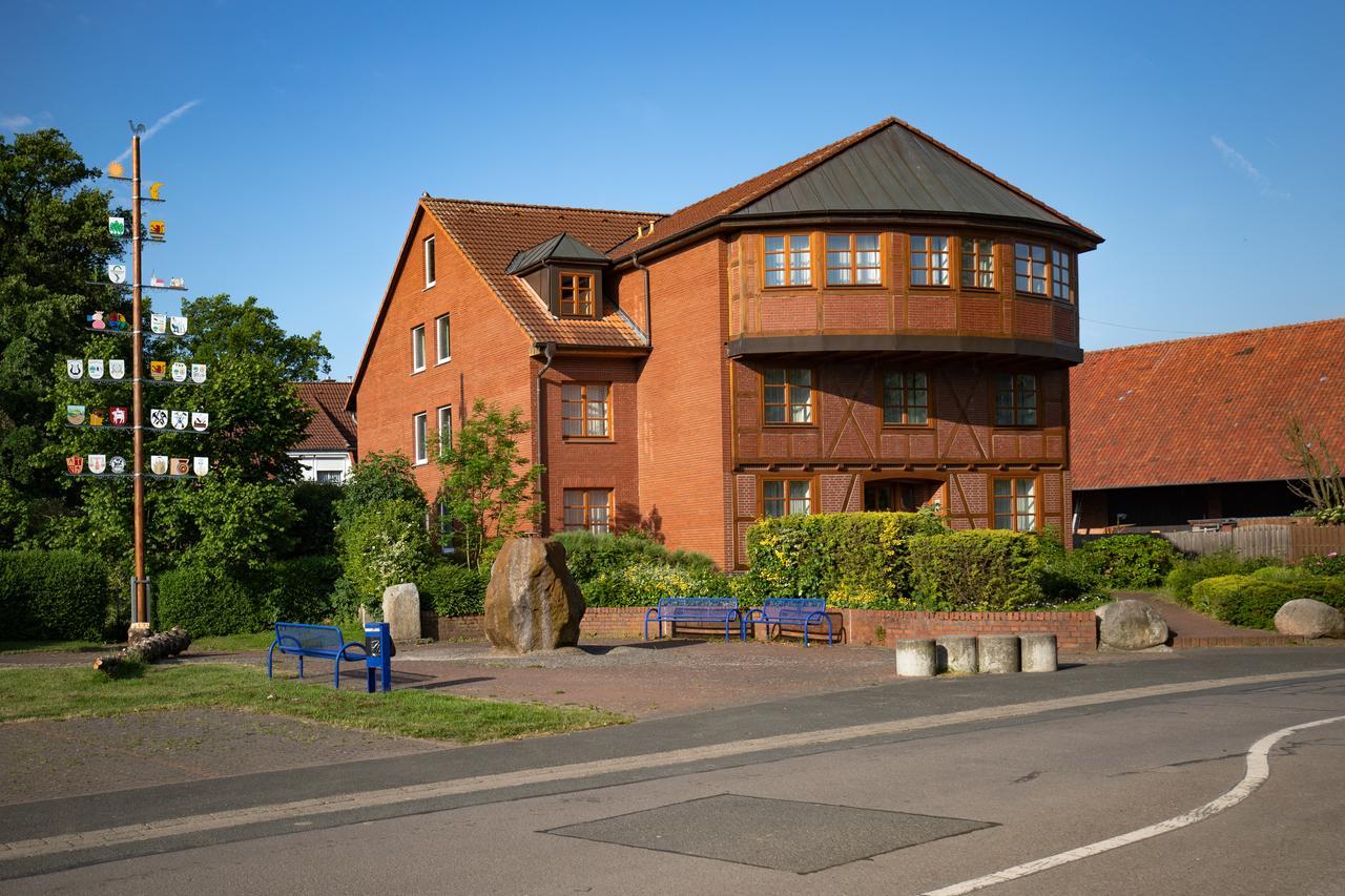 Hotel Alt Oesselse Sarstedt Exterior foto